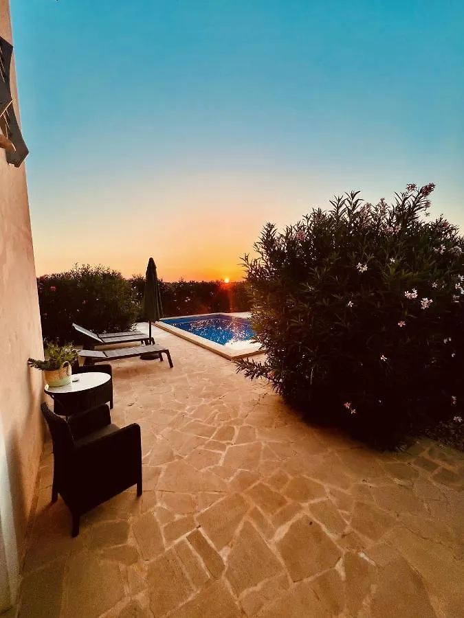 CASA Luz Solar - schöne Finca in Strandnähe, Privatpool, Klimaanlage, Wifi Santanyí